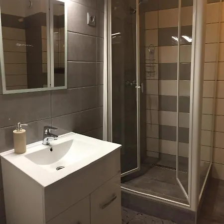 Gerendas Panzio לינה וארוחת בוקר